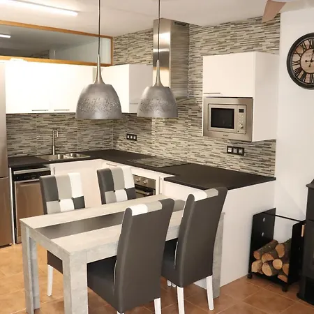 Loft Romantic Ca L'enric Vique-baix Emporda Apartment